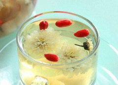 熬夜：水果充饥，喝茶抗疲劳